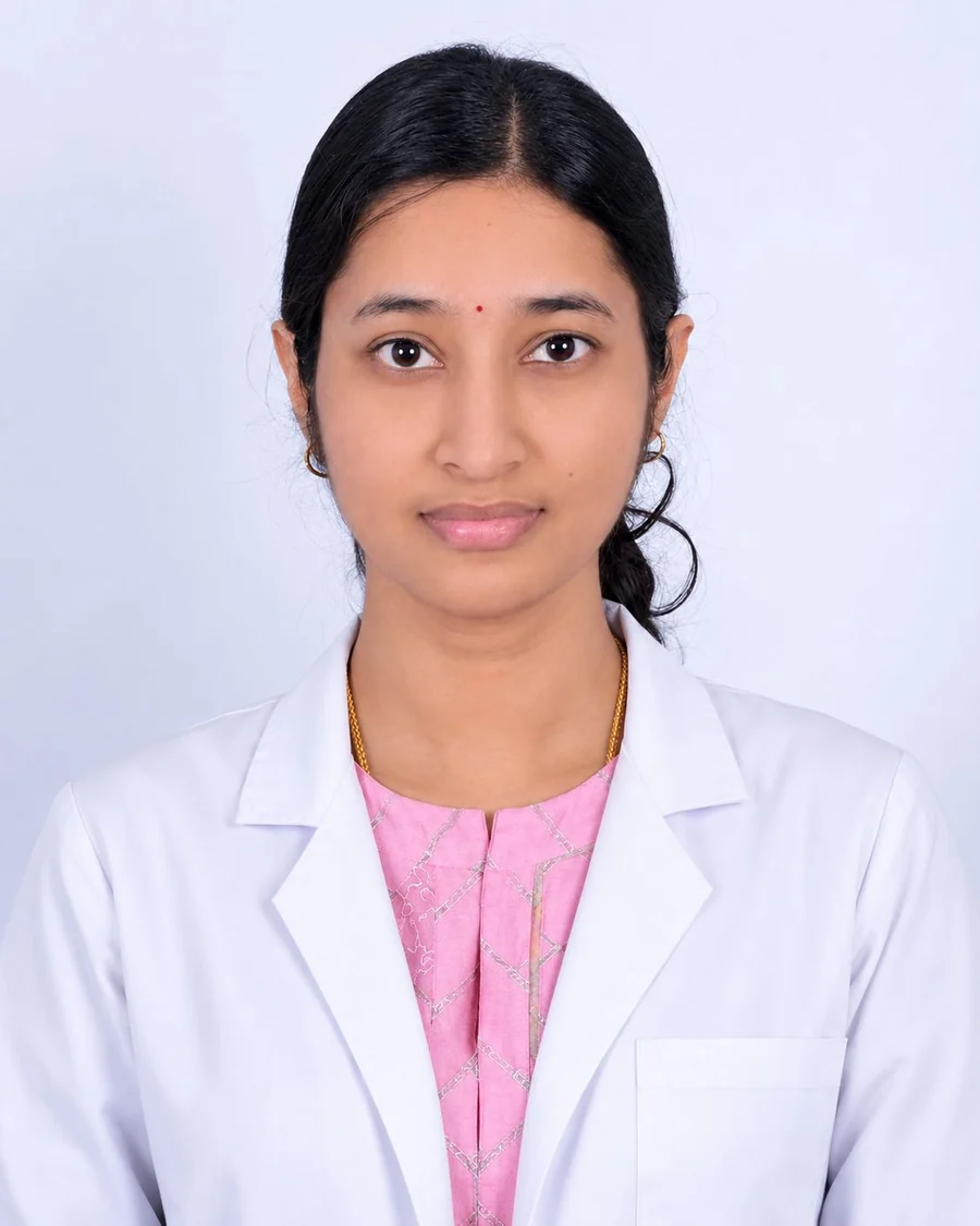 Dr Ashwini Kulkarni, Consultant Eye Surgeon at Agastya Hospitals Ballari